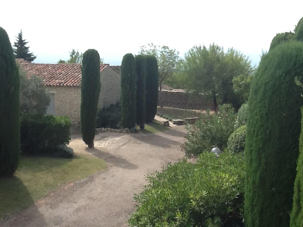 Gordes Le Bastidon Apartamento Quarto foto